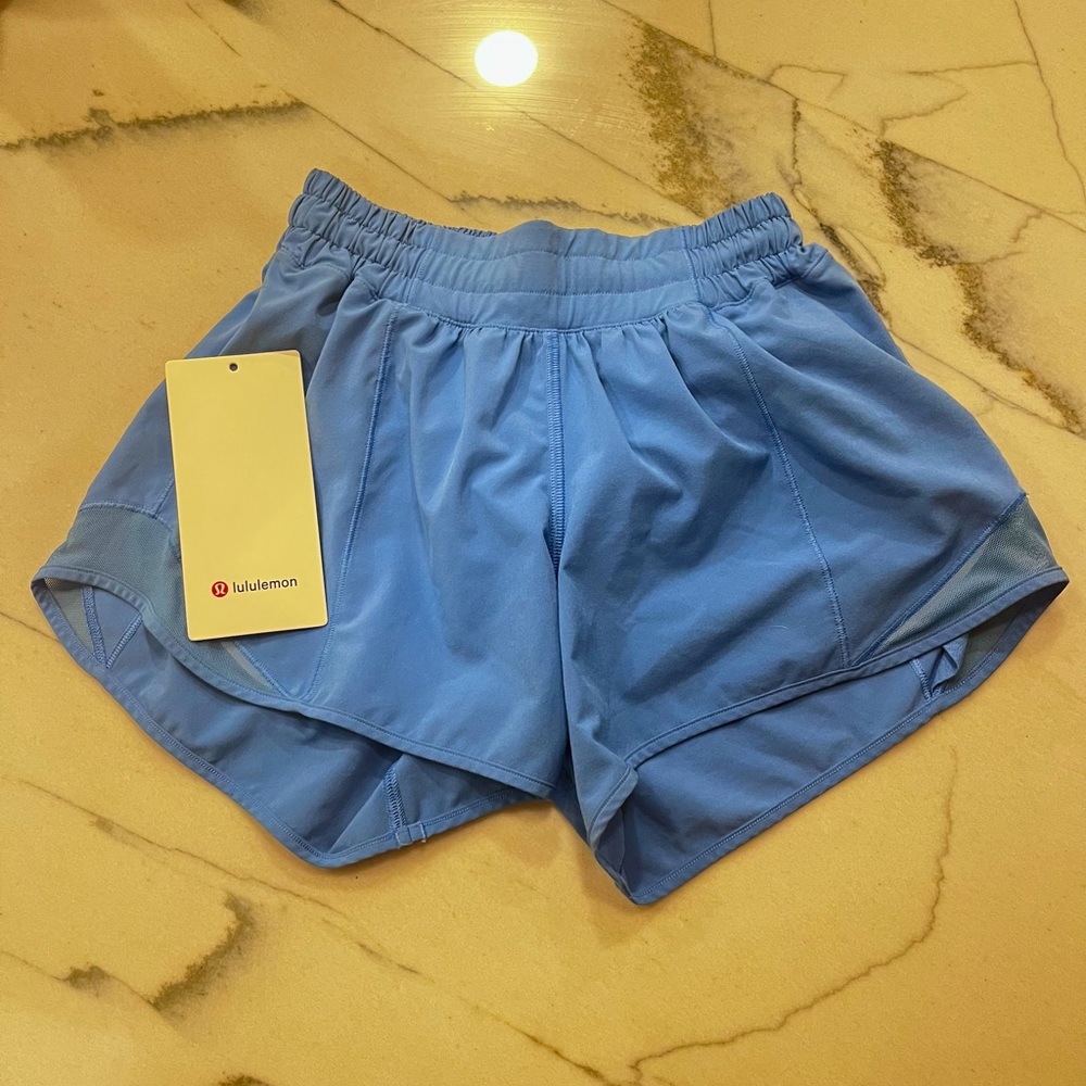 lululemon hotty hot shorte “blue nile”